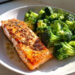Baked Salmon with Steamed Broccoli
